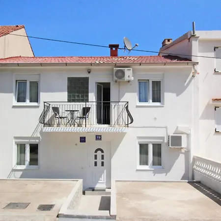 Guest house Rozanda Baska (Krk)